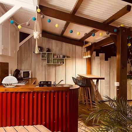 Les Coulirooms - Suite Avec Jacuzzi Et Grande Terrasse Sainte-Anne  Ngoại thất bức ảnh