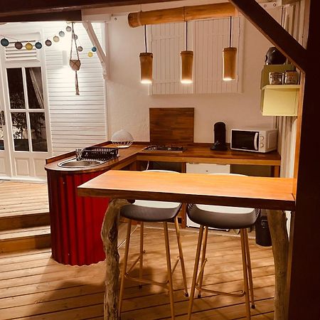 Les Coulirooms - Suite Avec Jacuzzi Et Grande Terrasse Sainte-Anne  Ngoại thất bức ảnh